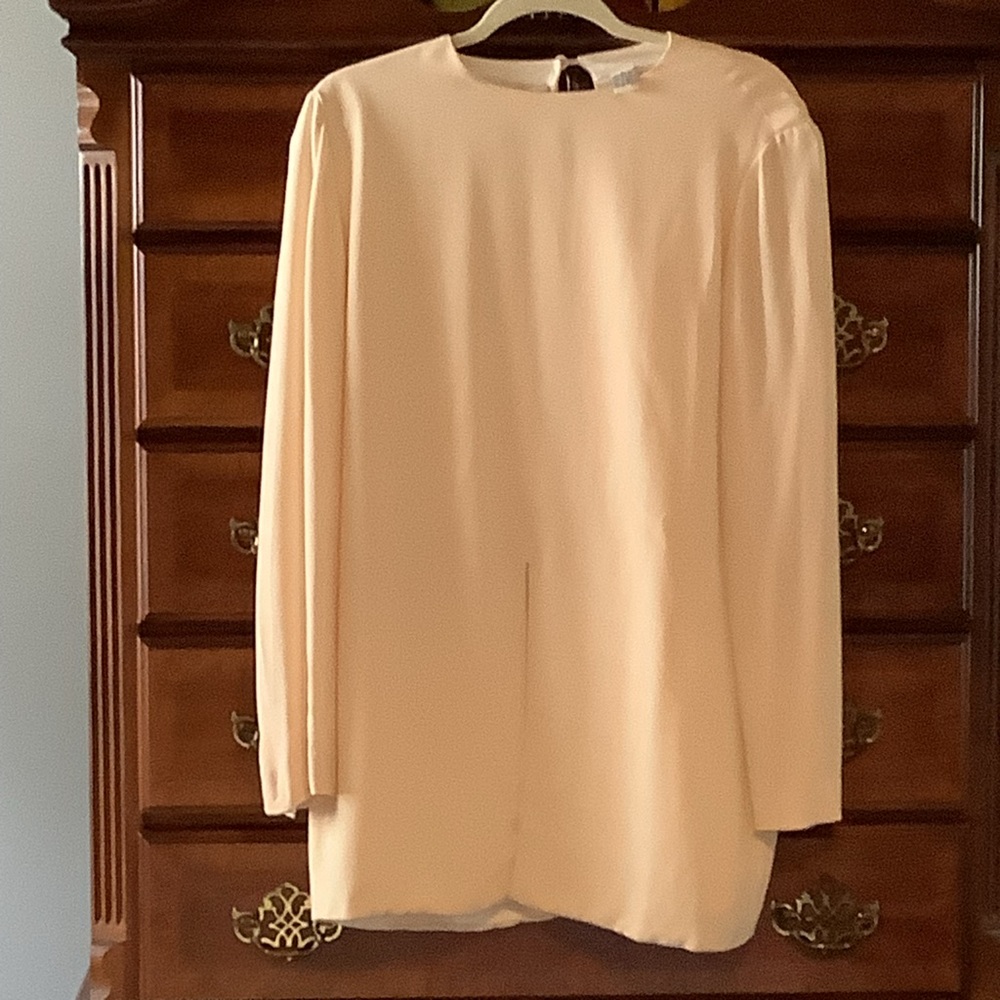 Dana Buchman. Vintage silk lined tunic.  Excellent condition.